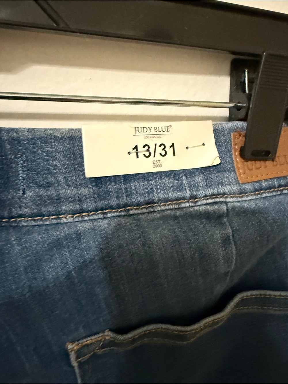 Judy Blue women’s super flare pull on jeans- new with tags. - Picture 5 of 7
